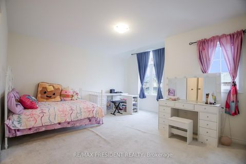Photo 25 at 4 Cypress Point Street, Ardagh, Barrie