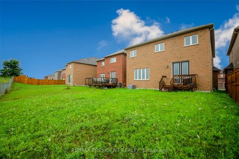 Photo 38 at 4 Cypress Point Street, Ardagh, Barrie