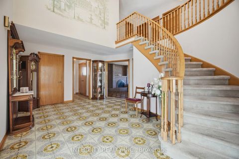 Photo 5 at 146 Jules Avenue, East Woodbridge, Vaughan