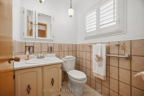 Photo 17 at 146 Jules Avenue, East Woodbridge, Vaughan