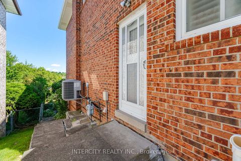 Photo 42 at 146 Jules Avenue, East Woodbridge, Vaughan