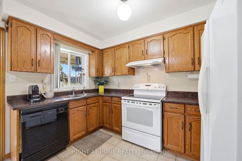Photo 15 at 98 Beaver Terrace, Junction, Toronto