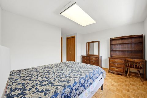 Photo 21 at 98 Beaver Terrace, Junction, Toronto