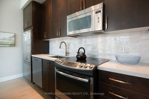 Photo 7 at 535 - 112 George Street, Moss Park, Toronto