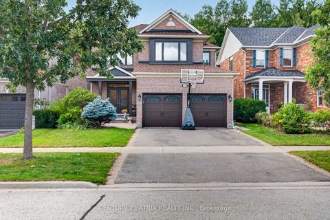 Photo 2 at 106 Wood Rim Drive, Oak Ridges Lake Wilcox, Richmond Hill