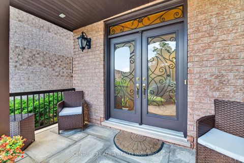 Photo 4 at 106 Wood Rim Drive, Oak Ridges Lake Wilcox, Richmond Hill