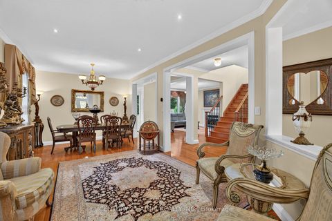 Photo 6 at 106 Wood Rim Drive, Oak Ridges Lake Wilcox, Richmond Hill