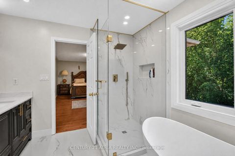 Photo 21 at 106 Wood Rim Drive, Oak Ridges Lake Wilcox, Richmond Hill