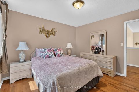 Photo 25 at 106 Wood Rim Drive, Oak Ridges Lake Wilcox, Richmond Hill