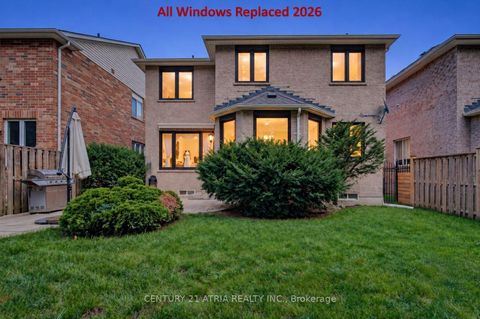 Photo 42 at 106 Wood Rim Drive, Oak Ridges Lake Wilcox, Richmond Hill