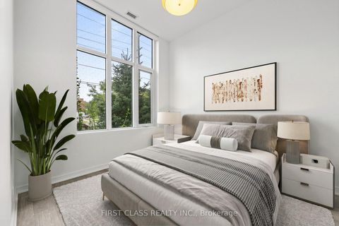 Photo 12 at 110 - 1 Neighbourhood Lane, Queensway, Toronto