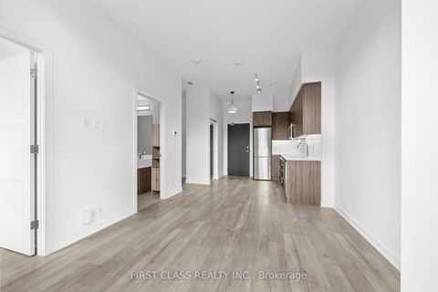 Photo 16 at 110 - 1 Neighbourhood Lane, Queensway, Toronto