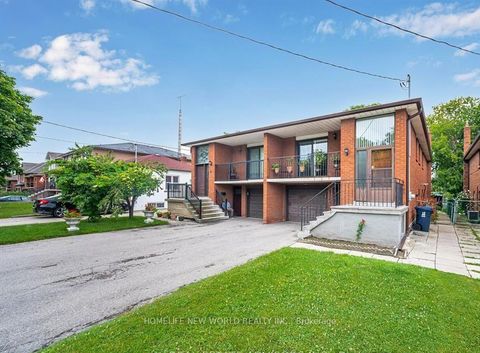 Photo 0 at 6 Privet Road, CFB, Toronto