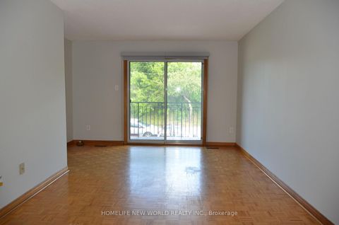 Photo 8 at 6 Privet Road, CFB, Toronto