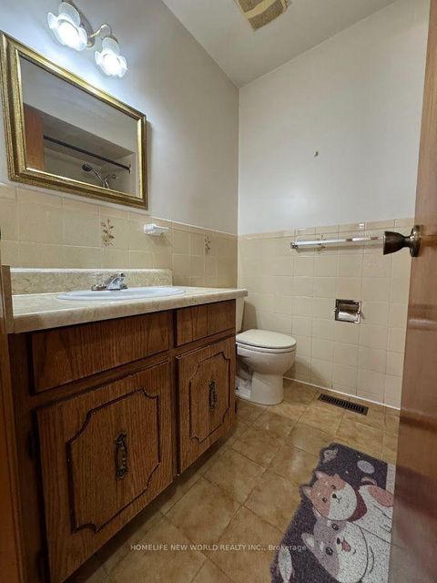Photo 18 at 6 Privet Road, CFB, Toronto