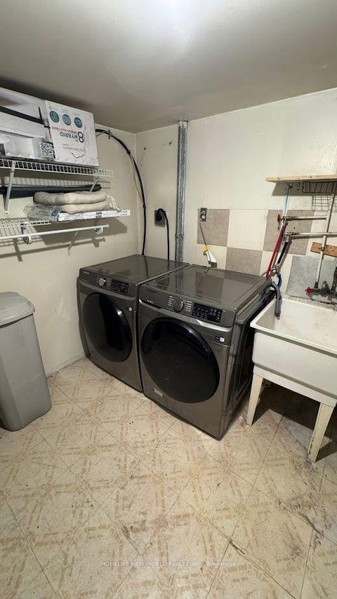 Photo 26 at 6 Privet Road, CFB, Toronto
