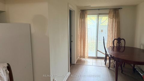 Photo 12 at 3 - 101 Dundalk Drive, Dorset Park, Toronto