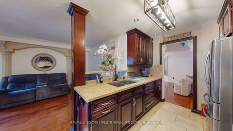 Photo 11 at 12 Prado Court, Belgravia, Toronto