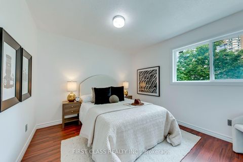 Photo 16 at 27 Alton Towers Circle, Milliken, Toronto