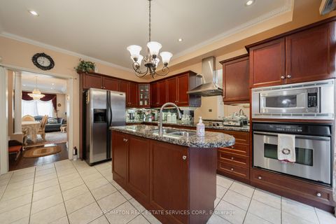 Photo 1 at 25 Routliffe Lane, Newtonbrook West, Toronto