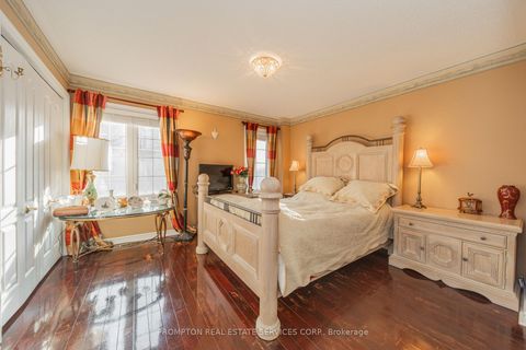 Photo 9 at 25 Routliffe Lane, Newtonbrook West, Toronto