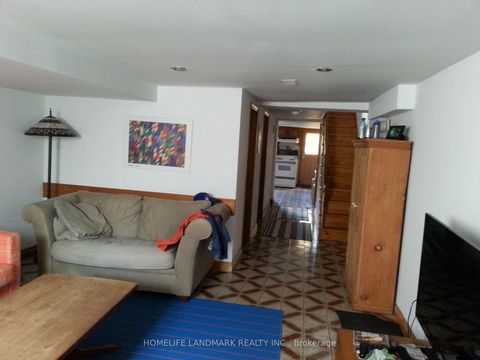 Photo 24 at 283 Ossington Avenue, Bellwoods, Toronto