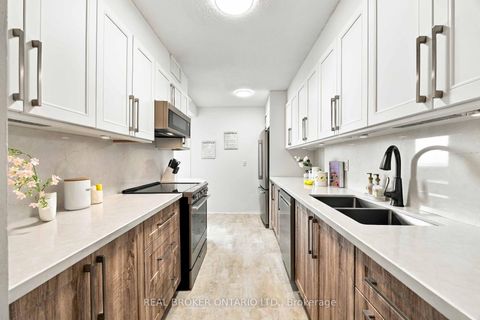 Photo 14 at 1805 - 5 Old Sheppard Avenue, Pleasant View, Toronto