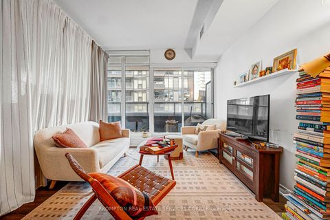 Photo 14 at 208 - 90 Queens Wharf Road, Waterfront Communities C1, Toronto