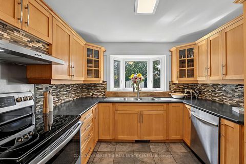 Photo 11 at 205 Sunset Crescent, Stroud, Innisfil