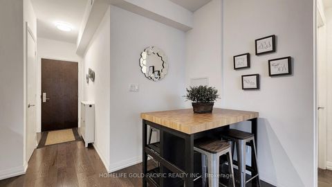 Photo 19 at 1718 - 460 Adelaide Street E, Moss Park, Toronto