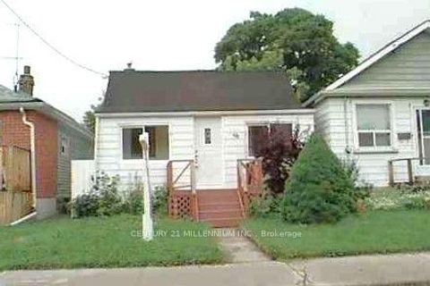 Photo 0 at 56 Beechwood Avenue, Smythe, Toronto