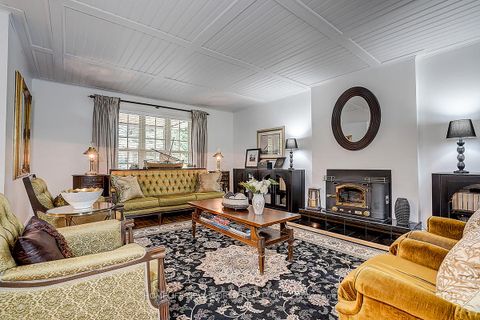 Photo 12 at 38 Audubon Way, Baldwin, Georgina