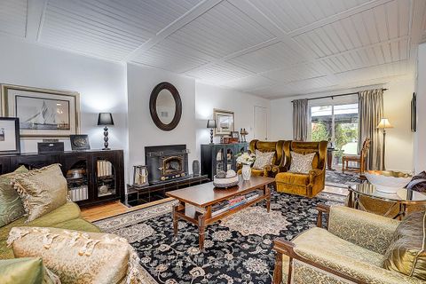 Photo 14 at 38 Audubon Way, Baldwin, Georgina