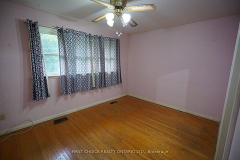 Photo 5 at 172 Colborne Avenue, Harding, Richmond Hill
