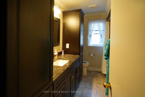 Photo 6 at 172 Colborne Avenue, Harding, Richmond Hill