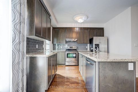 Photo 10 at 11 - 10060 Keele Street, Maple, Vaughan