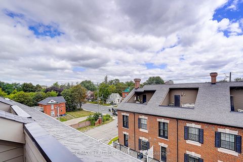 Photo 33 at 11 - 10060 Keele Street, Maple, Vaughan