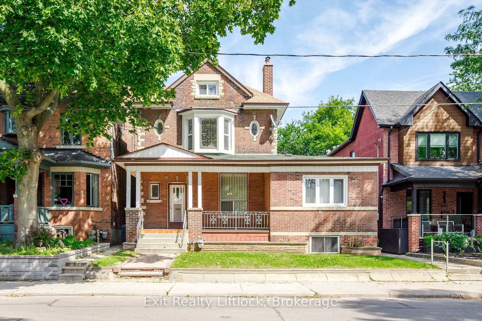 843 Logan Avenue, North Riverdale, Toronto 