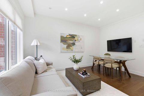 Photo 3 at 18 - 9R Clintwood Gate, Donalda, Toronto