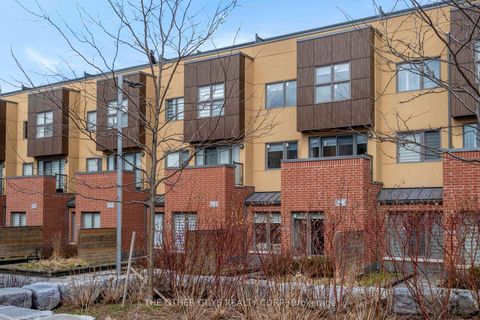 Photo 36 at 18 - 9R Clintwood Gate, Donalda, Toronto