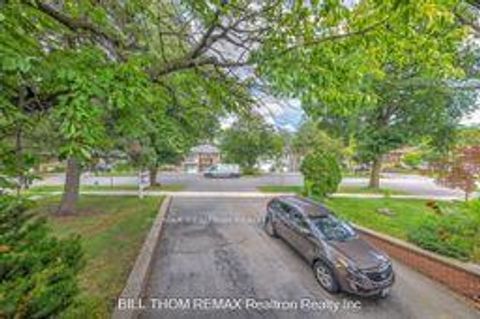 Photo 2 at 58 Reiber Crescent, Steeles, Toronto
