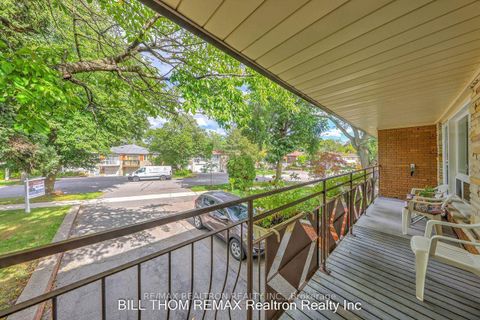 Photo 3 at 58 Reiber Crescent, Steeles, Toronto