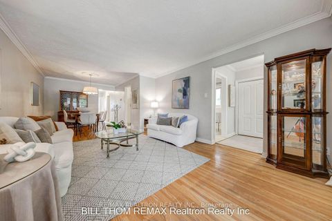 Photo 6 at 58 Reiber Crescent, Steeles, Toronto