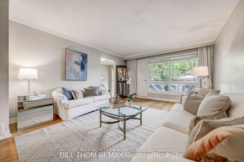 Photo 7 at 58 Reiber Crescent, Steeles, Toronto