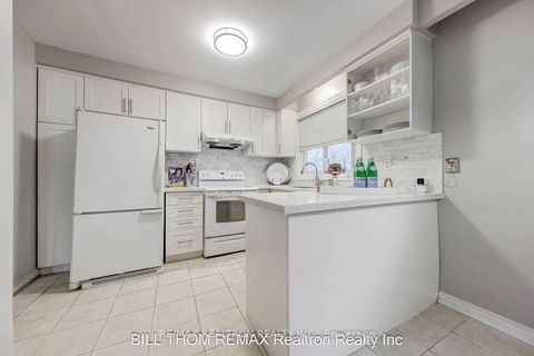 Photo 12 at 58 Reiber Crescent, Steeles, Toronto
