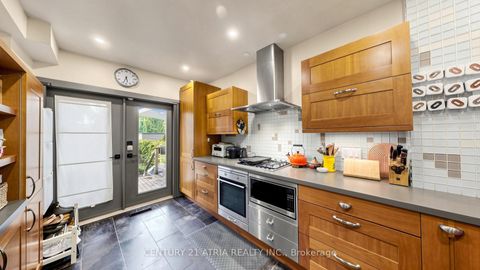 Photo 7 at 46 Belmont Street, Annex, Toronto