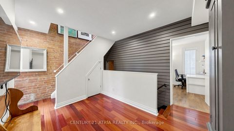 Photo 16 at 46 Belmont Street, Annex, Toronto
