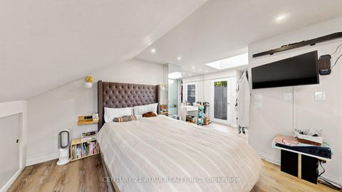 Photo 24 at 46 Belmont Street, Annex, Toronto