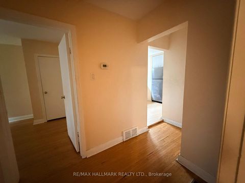 Photo 10 at 14 Lombardy Crescent, Kennedy Park, Toronto