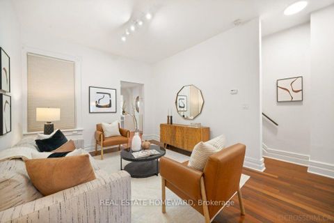 Photo 10 at 58 Foxley Street, Bellwoods, Toronto